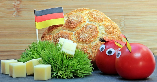 致敬CP3！快船主场球迷之墙摆满了保罗“空接之城”时期的球衣